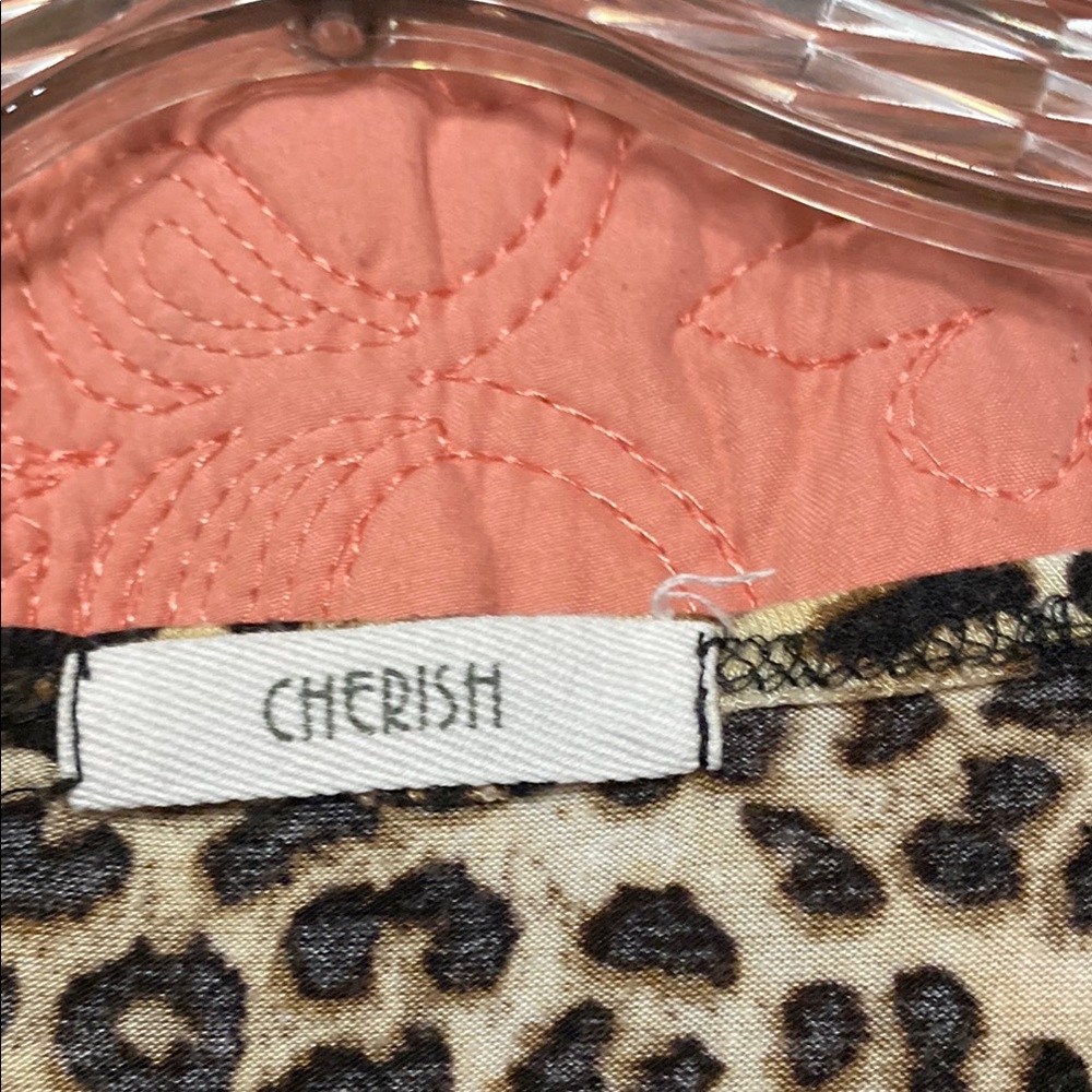 Leopard Print Top - Picture 2 of 3